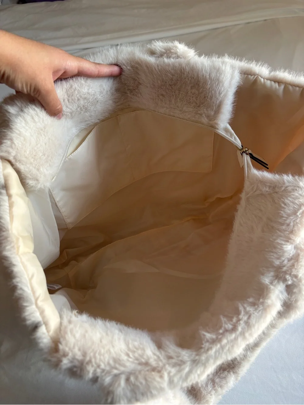 NWT Victoria’s Secret Cream Faux Fur Large Tote Bag Cozy Winter Statement